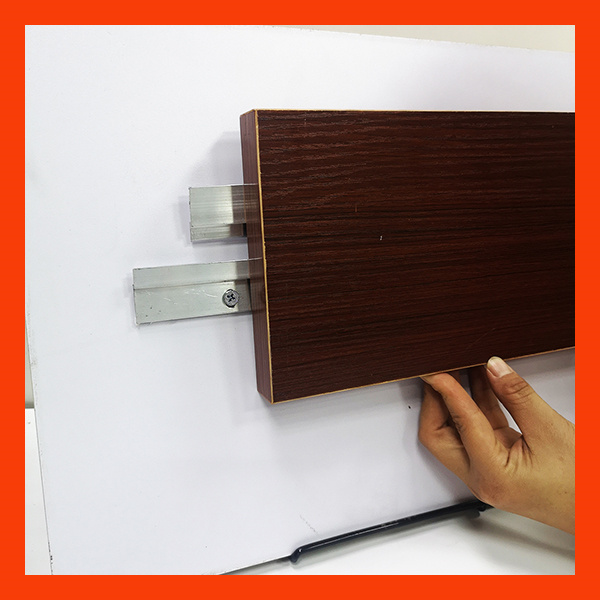 Easy to install heavy duty clips for hanging mirrors