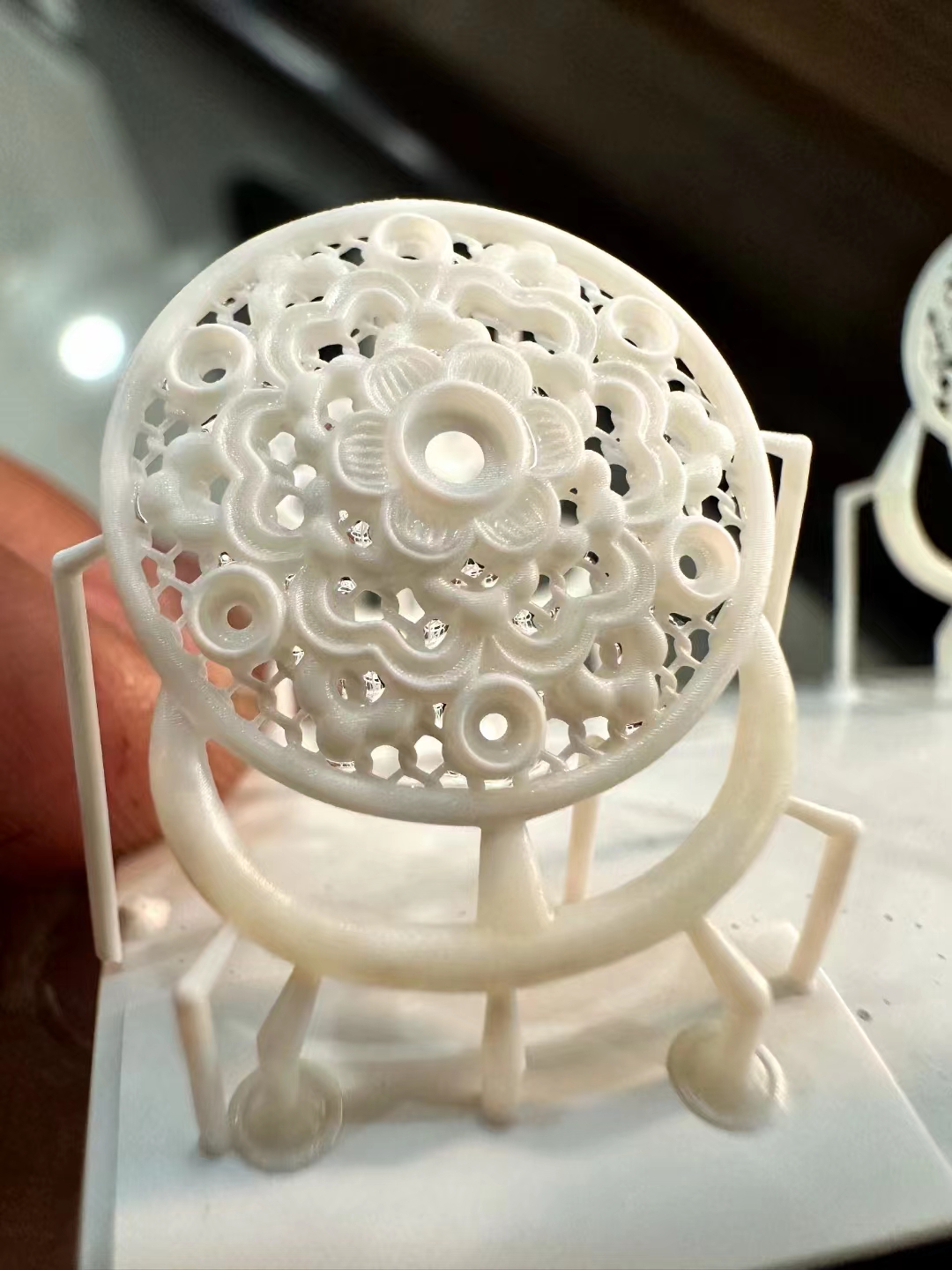 Explore the endless potential of 3D printing in ceramics