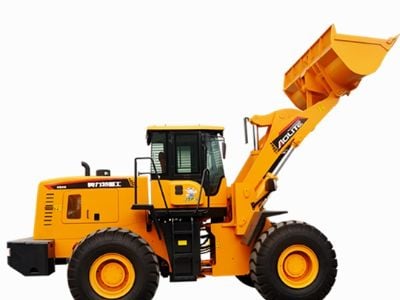 Skid Steers Improve Agility in Tight and Challenging Workspaces