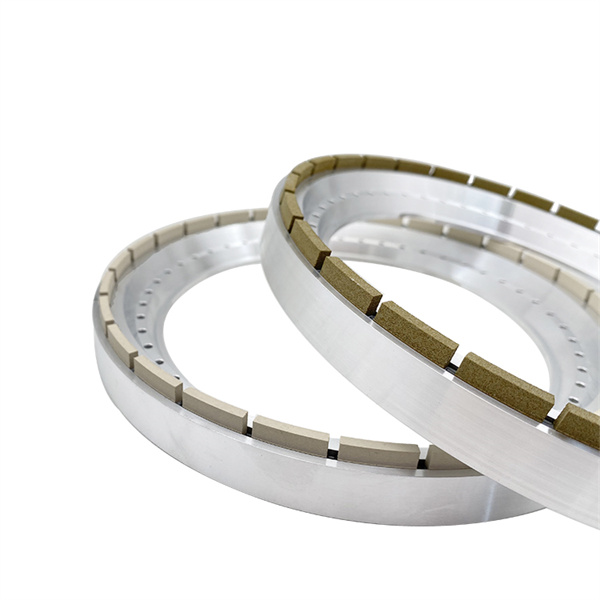 Clean, fast, and efficient grinding with segmented diamond cups