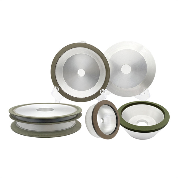 Experience Rich, Full-Bodied Flavor with a Grinding Cup