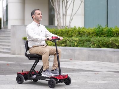 Les avantages et inconvénients des scooters de mobilité pliants : sont-ils faits pour vous ?