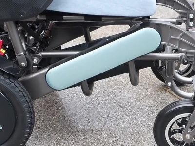 Les avantages de passer à un fauteuil roulant électrique