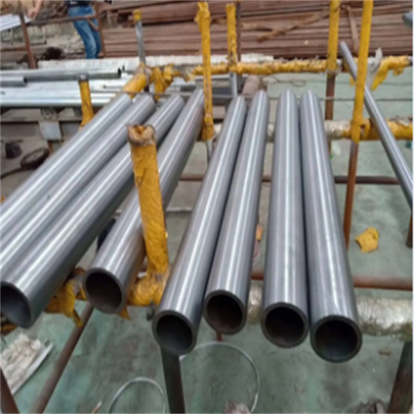 Versatile 1 1 2 Tubo in Acciaio Inox per Esigenze di Idraulica e Costruzione