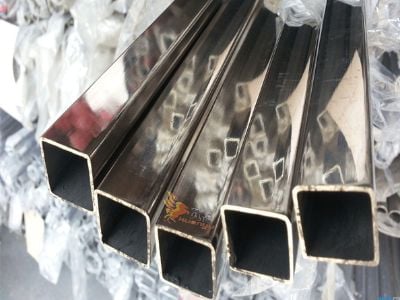 Una Guida Completa ai Diversi Tipi di Tubi Metallici