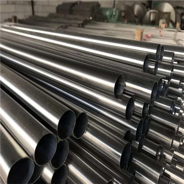 Tubo in acciaio inossidabile senza saldature realizzato con precisione con finitura liscia