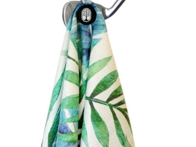 小売向けに事前に折りたたまれ、袋入りで提供される磁気式ゴルフタオルは、販売直前状態で出荷されます。