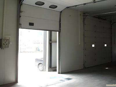 非常口ドア：なぜ品質がビジネスにとって重要か
