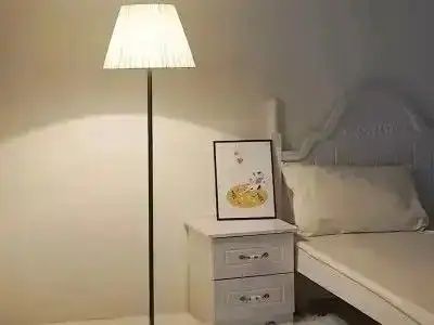 What Floor Lamp Design Elements Improve Lighting Efficiency