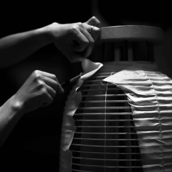 Exploring the intricate craftsmanship of Japanese rice paper lamps