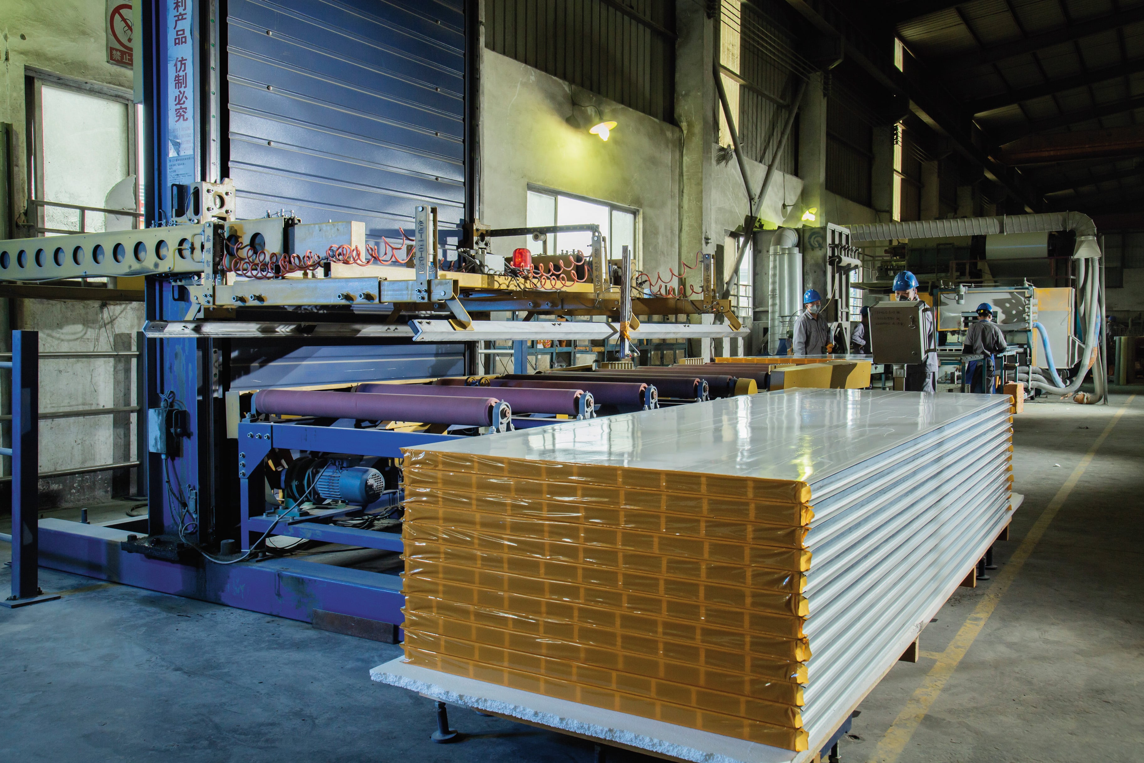 Factory Manufacture Various Metal Polyurethane Foam Wall Pu Roof Sandwich Panel manufacture