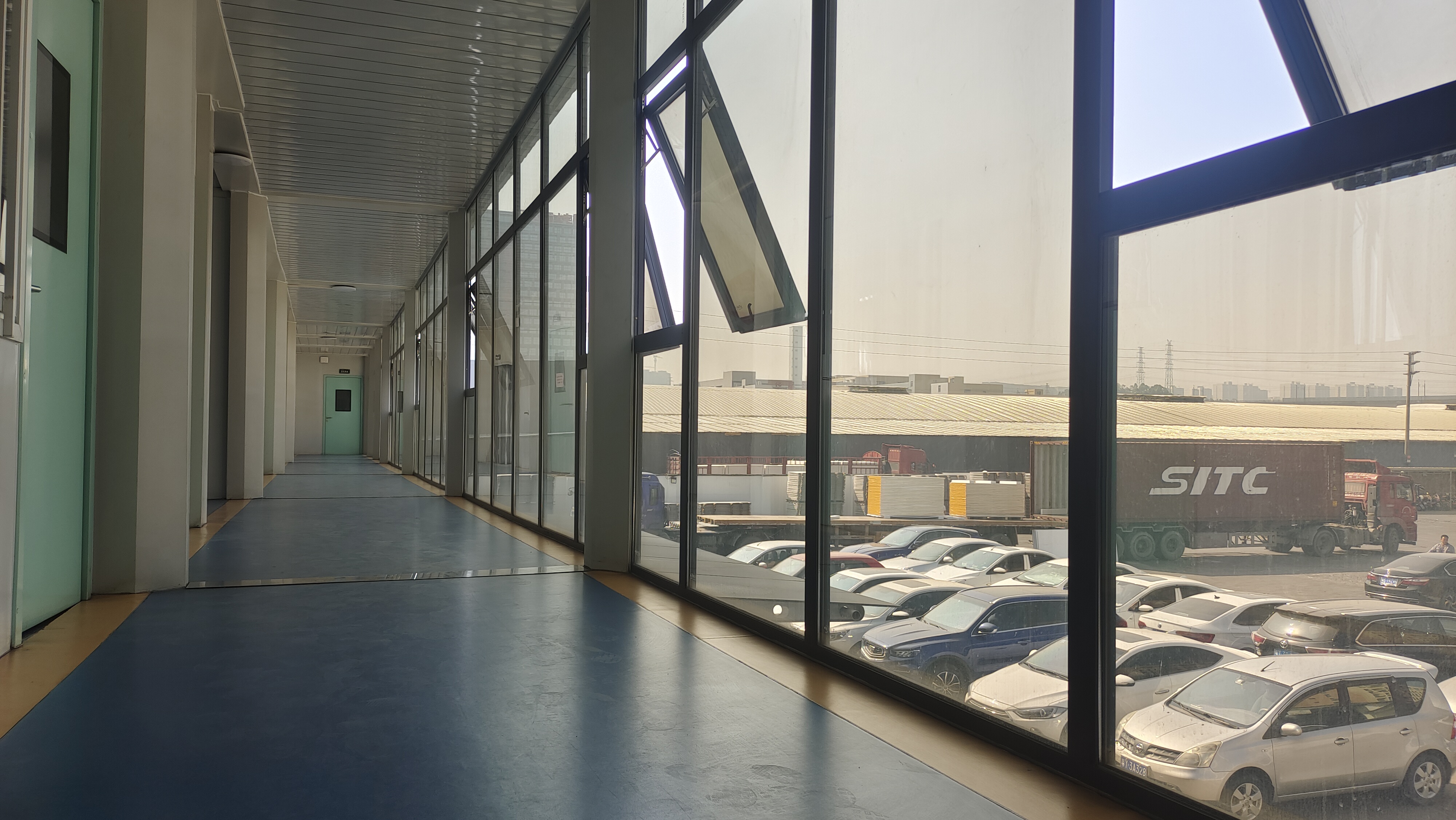 GMP New Product Listing Lightweight Thermal Insulation Cement Fireproof Eps Sandwich Panel Wall supplier