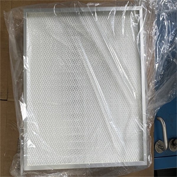 Optimizing Quality Control with Ultra Clean Room Solutions