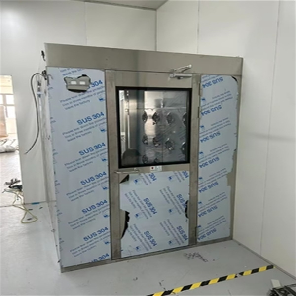 Critical Components of Clean Room Design for a Successful Manufacturing Process