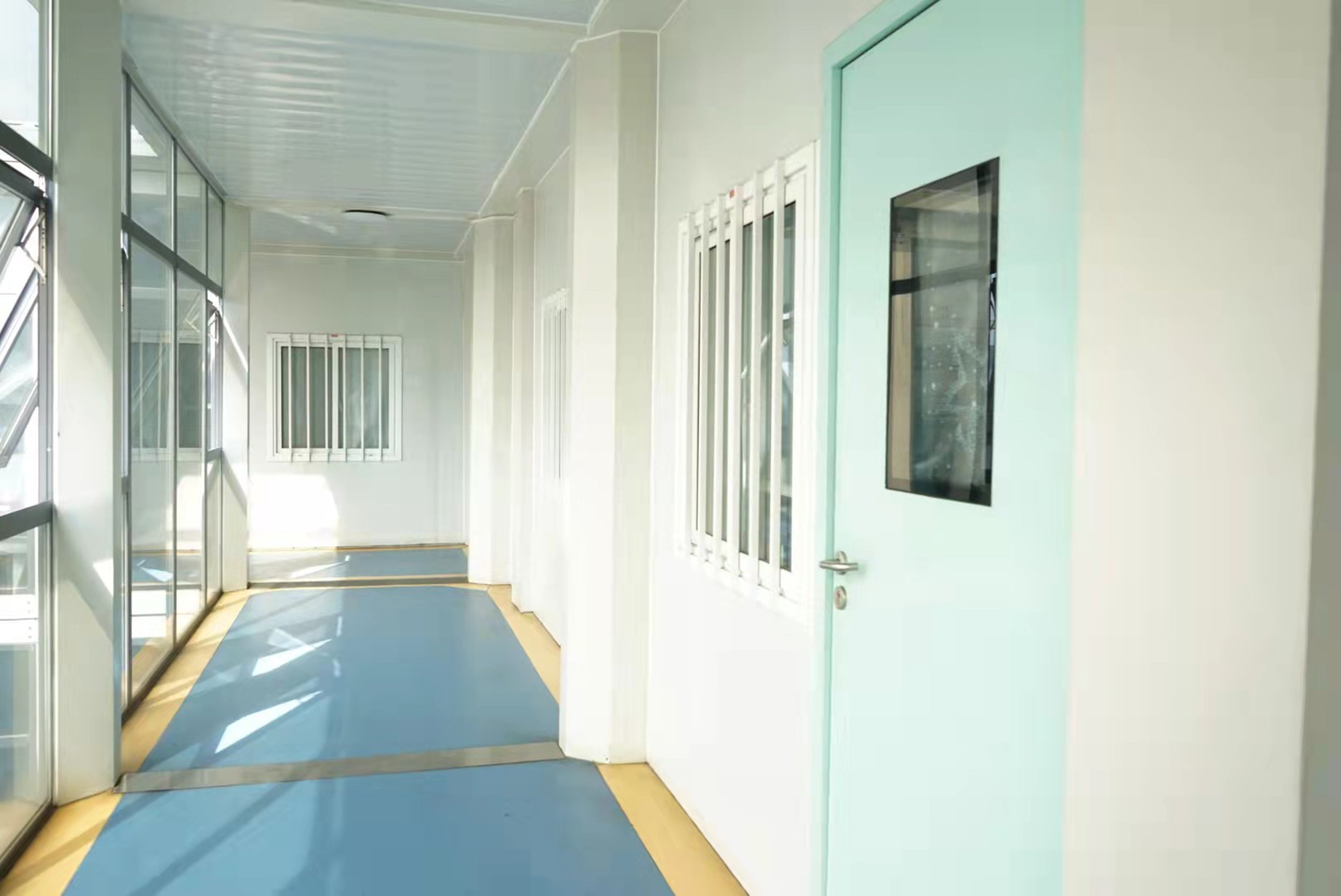 GMP Electric 4door interlock for hospital Single door manufacture