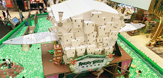 Парк развлечений Angry Birds: Забава с рогаткой