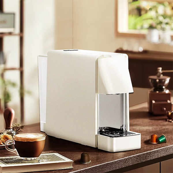 La machine Nespresso CitiZ&Milk blanche
