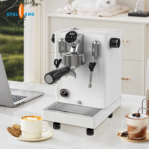 Pourquoi la cafetière italienne est indispensable pour les amateurs de café partout dans le monde
