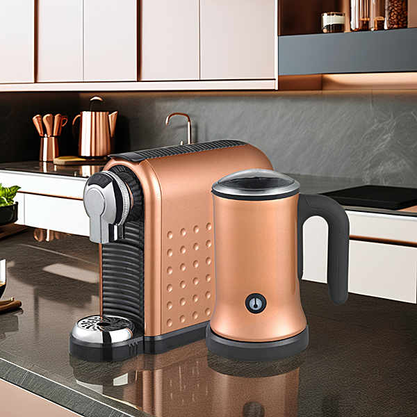 Genießen Sie reiche, schaumige Cappuccinos mit Ihrer Nespresso Kaffeemaschine und Milchschaummaschine