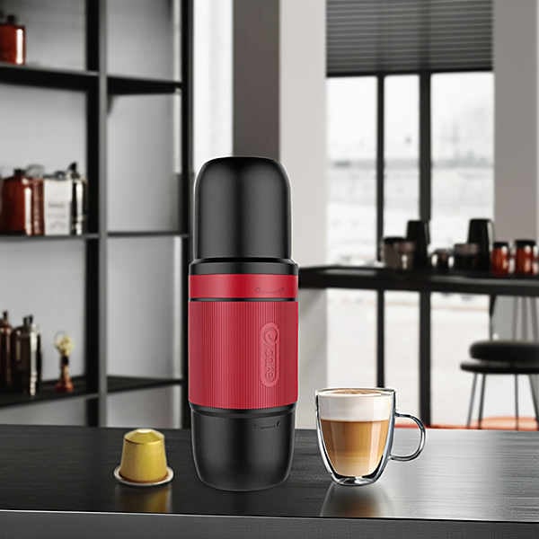 A Review of the Best Mini Coffee Makers for Home & Travel