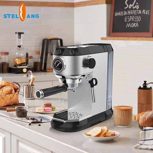 Upgrade Your Coffee Game with the Best Espresso Machines with Milk Steamers for an Authentic Coffeehouse Experience