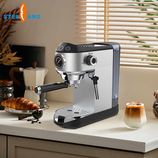 Get Your Daily Caffeine Fix with Ease - The Best Espresso Machines with Milk Steamers On the Marke