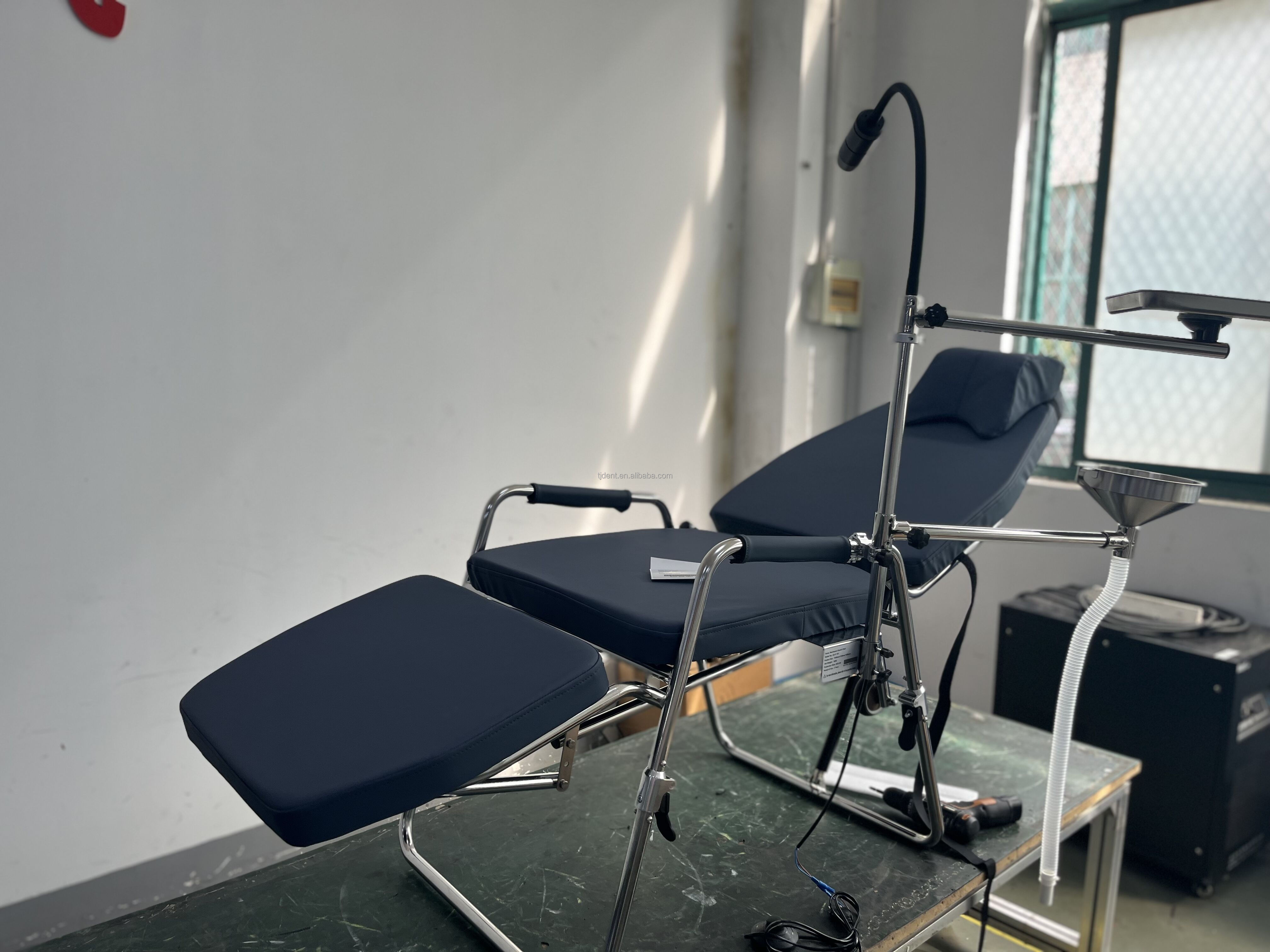 Dental Folding Chair With Turbine Unit LED light Removable spittoon weak suction Folded Portable Dental Chair factory