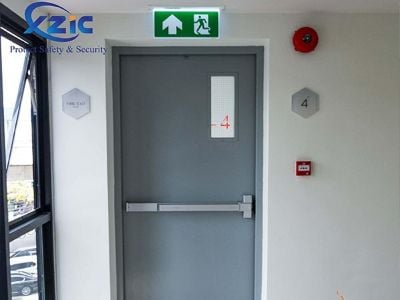 Comment fabriquer une porte en acier classée résistante au feu.