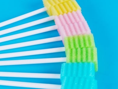 Sponge toothbrush