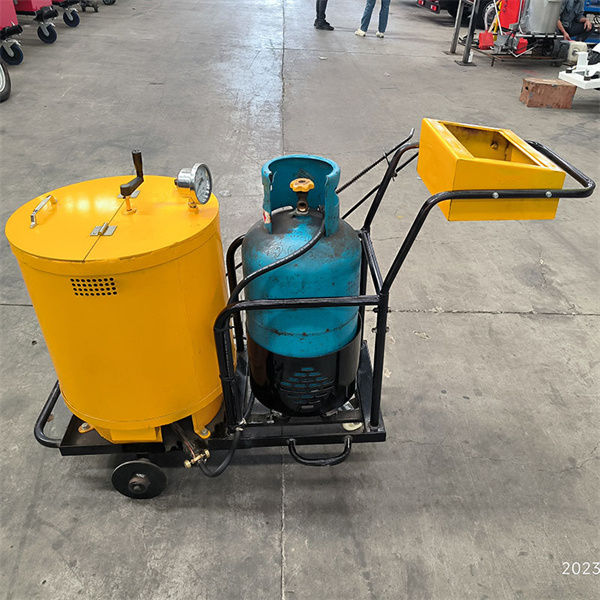 Dễ Sử dụng và Bảo trì Nồi Keo Nhiệt cho Mọi Ngành nghề