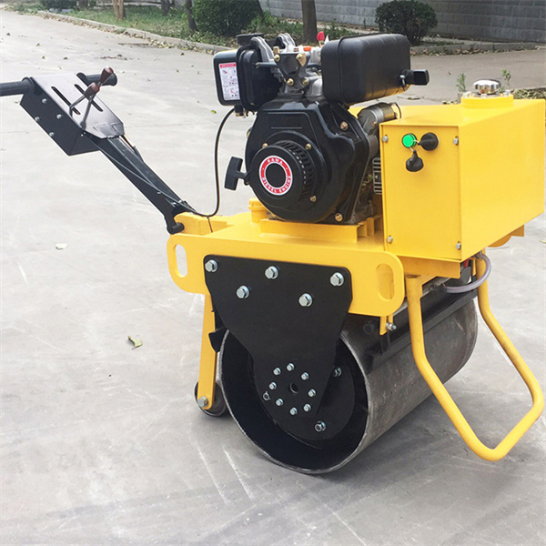 Đạt được bề mặt mịn và đều với độ chính xác của máy dầm đường đi bộ phía sau.