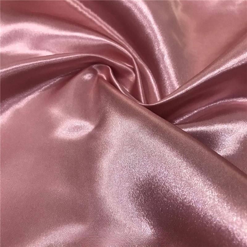 Tissu en satin de duchesse de haute qualité 100% polyester 75D*150D avec un toucher doux
