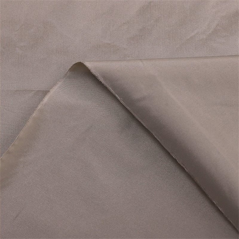 Down proof 400T 20D semi-dull nylon taffeta fabric for Outdoor quilted jacket manufacture
