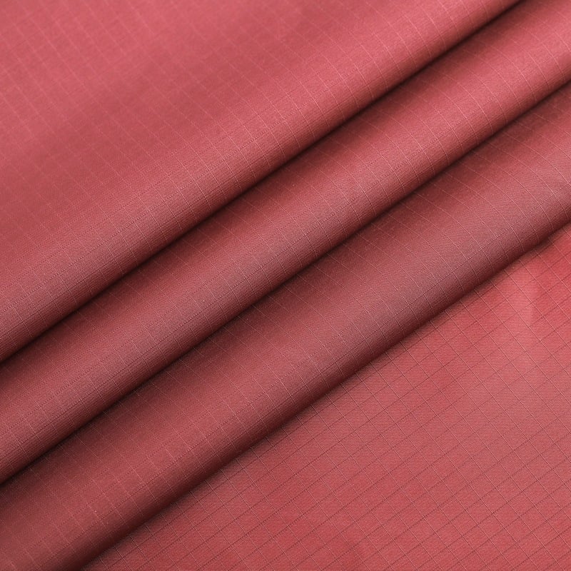 Down proof and breathable  0.3rib-stop nylon taffeta Fabric for ski jacket climbing clothes supplier