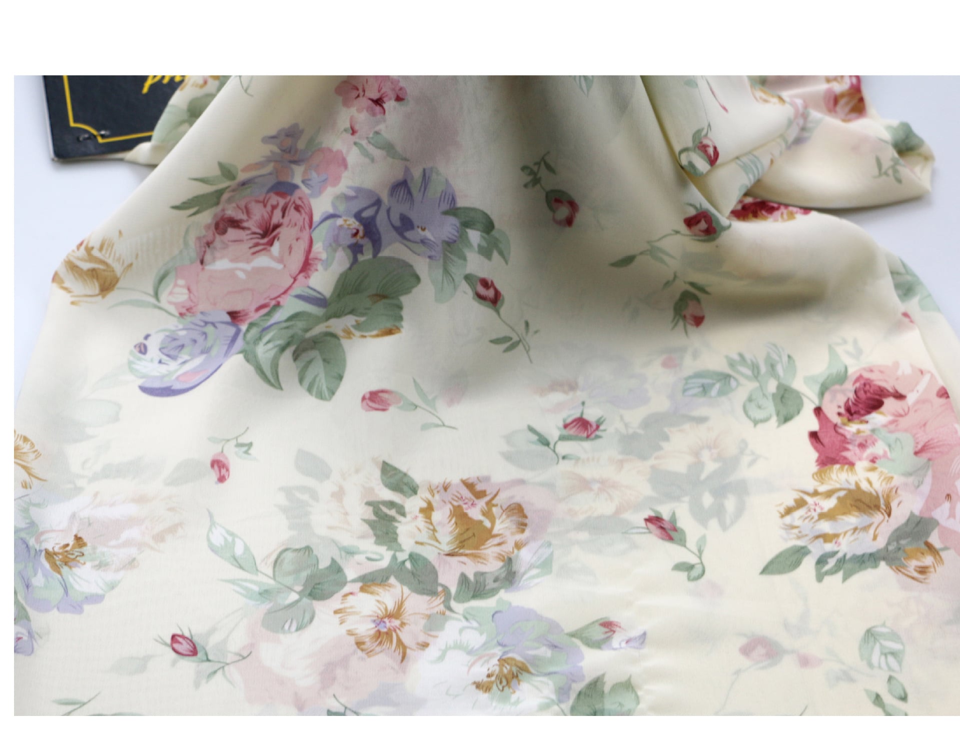 Hot sale manufacturer 100% polyester chiffon New printed fabric fasion fabric for women's dress factory