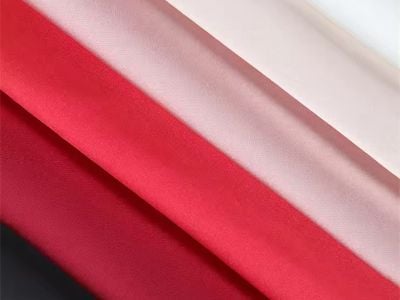 Comment la QA pilotée par l'IA réduit considérablement les délais de production du textile en Asie