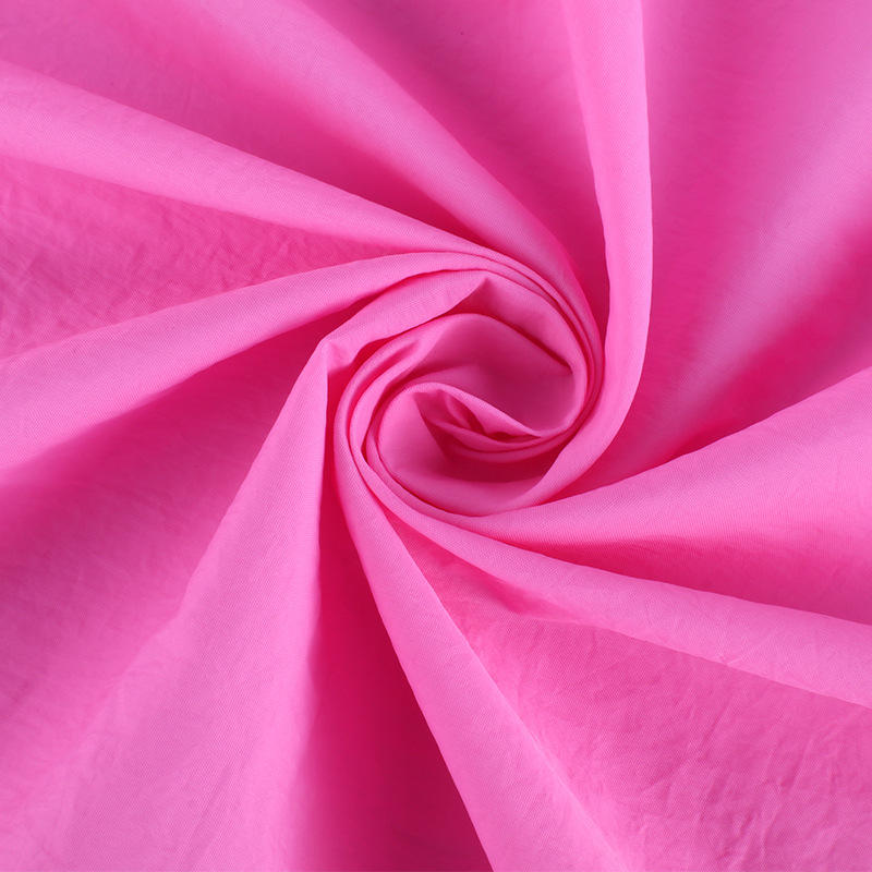 Fresh and breathable Crepe Crinkle Style 310T 40D 100% Nylon taffeta Fabric for down jacket details