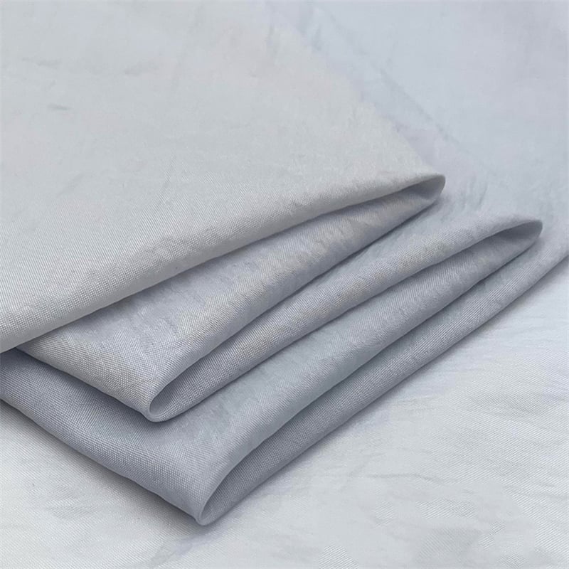 wr and breathable 100%Nylon 70D semi-dull nylon taffeta fabric for sun-protective clothing factory