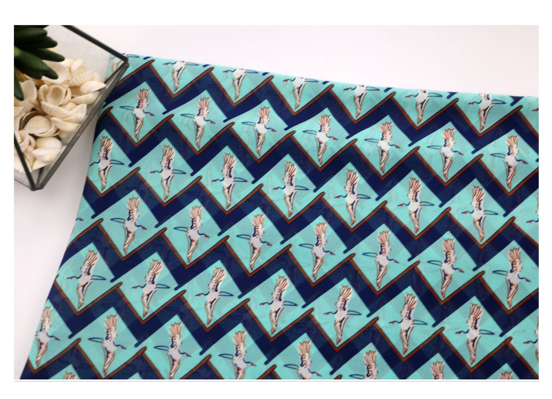 New style 2024 polyester yarn Chiffon printed fabric spring summer dress fabric available from stock manufacture