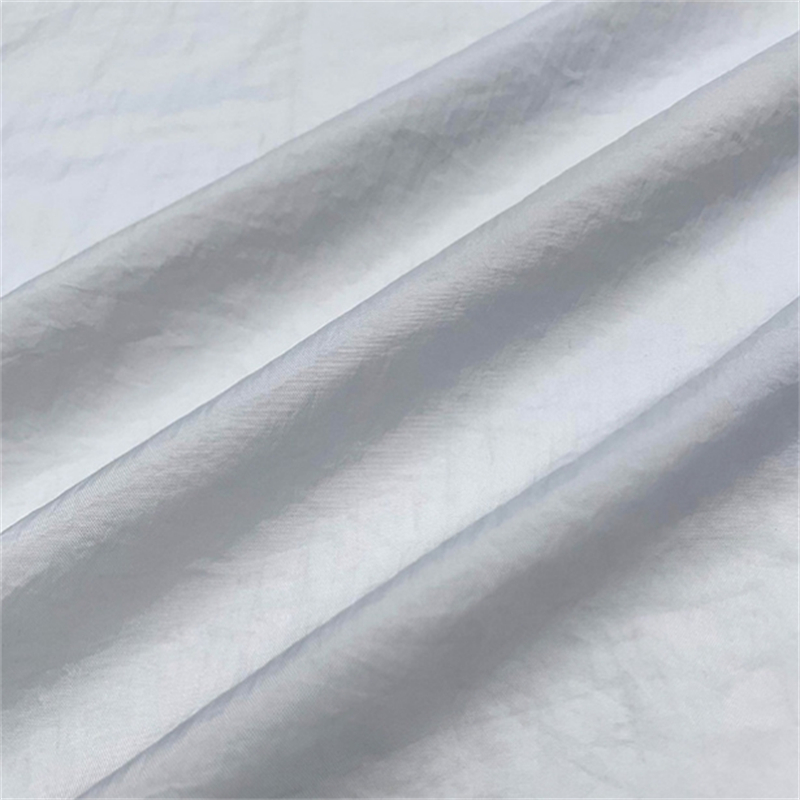 wr and breathable 100%Nylon 70D semi-dull nylon taffeta fabric for sun-protective clothing manufacture