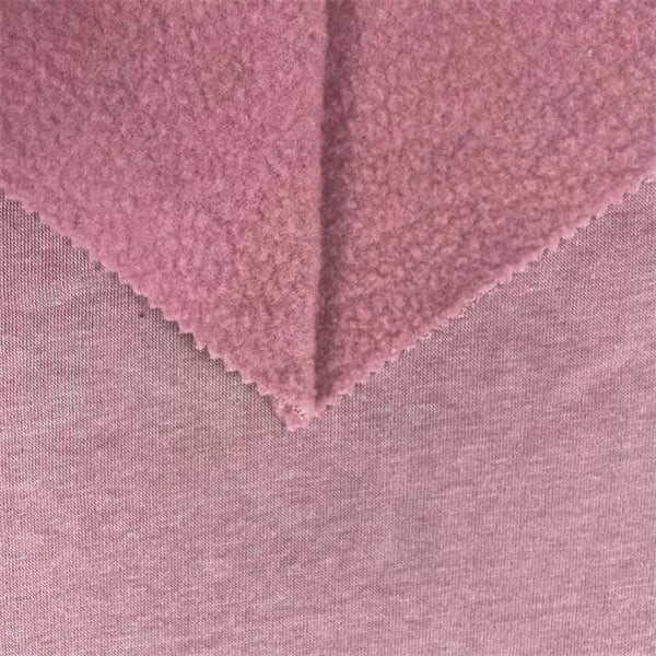 Comment utiliser le tissu en polaire 100 % polyester ?