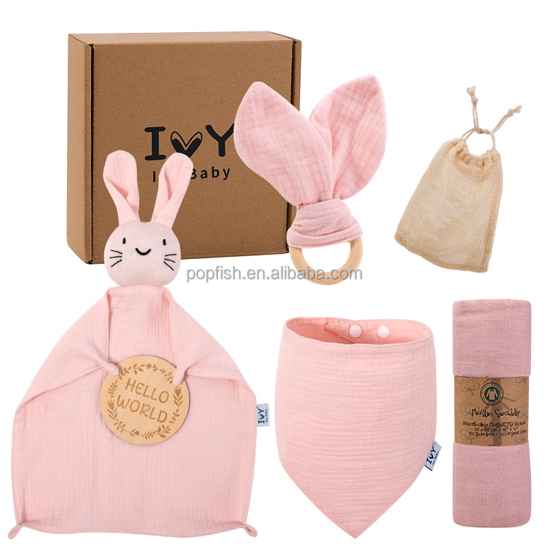 BSCI OEM Essentials Baby Gift Set for Newborn Baby /Gift Set with Baby Blanket Rattle bibs manufacture