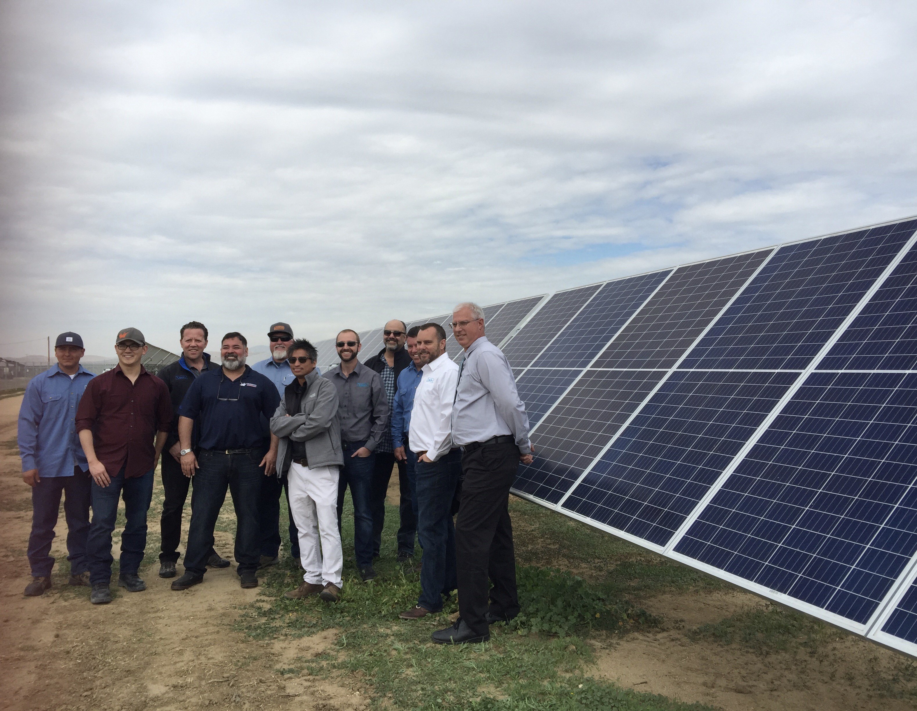 100kw 300kw Outdoor Lithium Battery Solar Wind Power Hybrid Container Storage System On/off Grid For Commercial And Industrial manufacture