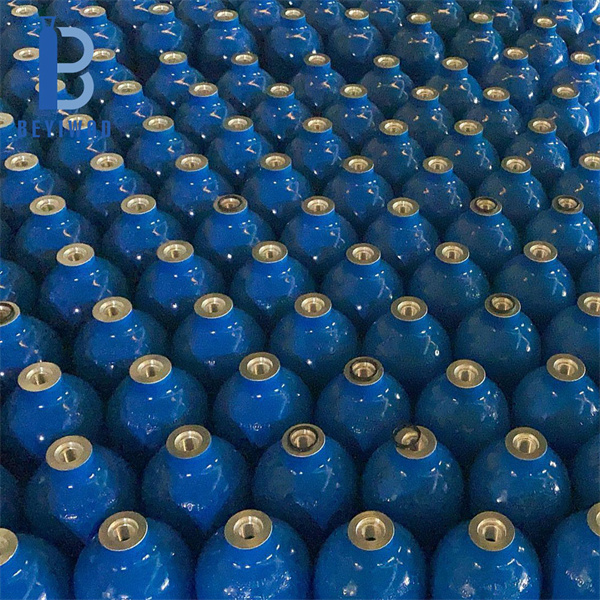 Freedom With Oxygen In A Portable Cylinder