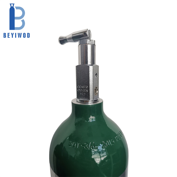 How to properly clean and maintain oxygen cylinder masks