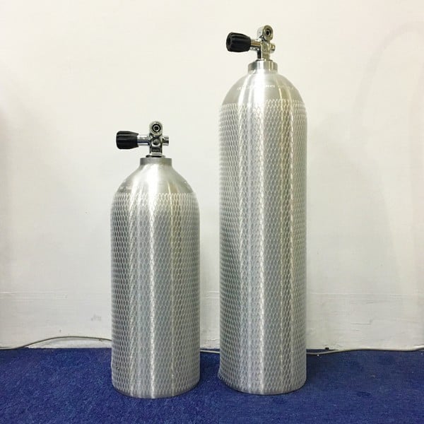 The different types of scuba diving tank compressors and their uses