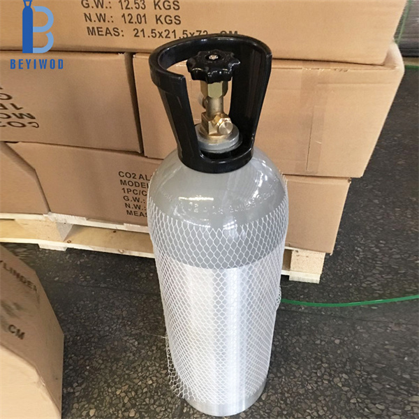 سئچمه سیز ایستیفاده لرینه گؤره CO2 اود سیلندرینین دوغرو سایینی و نوعونو