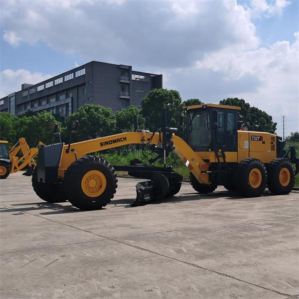The Advantages of Using a Riding Type Rice Transplanter