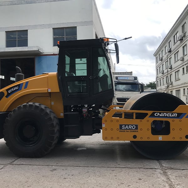 O Poder de um Compactador de Asfalto