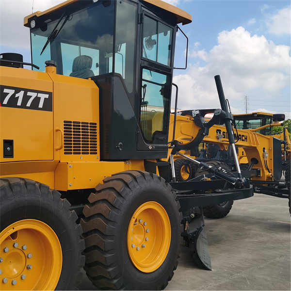 Simplify the transplanting process with a 4-row rice transplanter